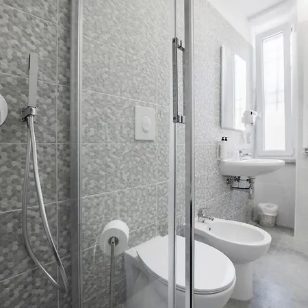 Gu Hotel 3*